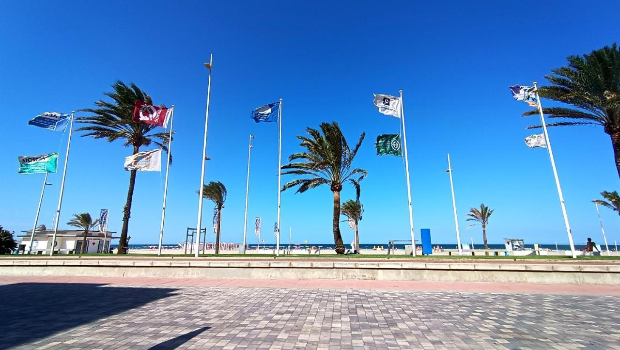 Tropicana - Piscina Y Tenis - Aire Acondicionado - Fibra Optica - Netflix * Playa de Gandia